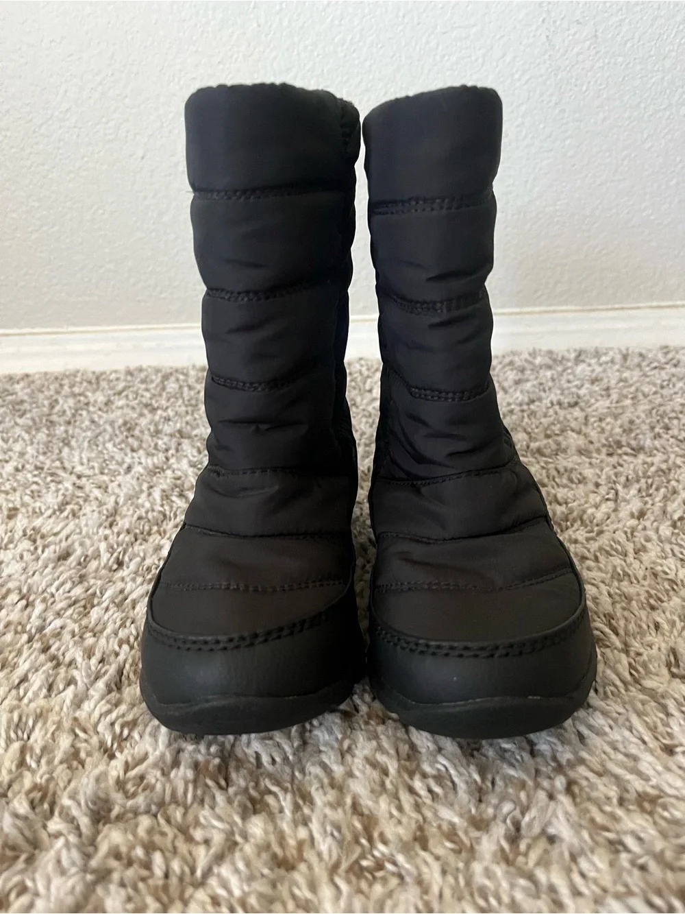 Sorel Black Quilted Slip-On Winter Boots in Black Children Size 11 NWOT